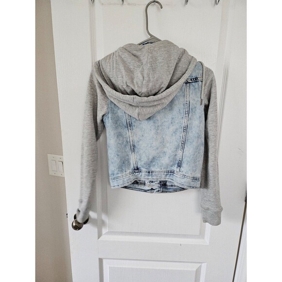 Jean Jacket - Picture 3 of 3